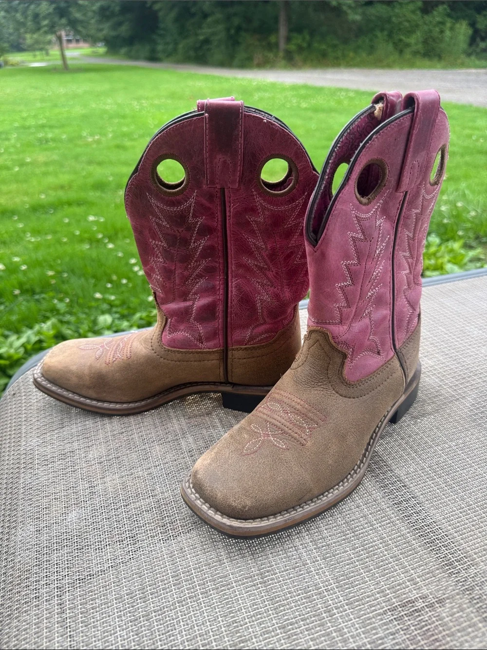 Shyanne Girls Brown Foot Pink Shaft Pull-On Western Boots